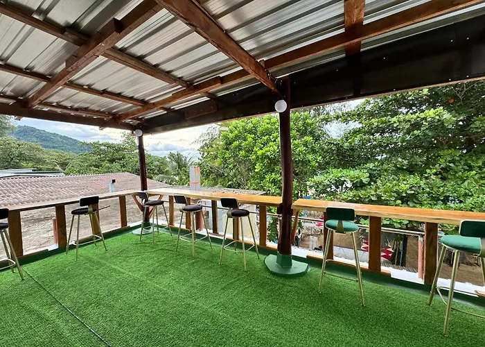Naiyang Discovery Beach Resort Sha